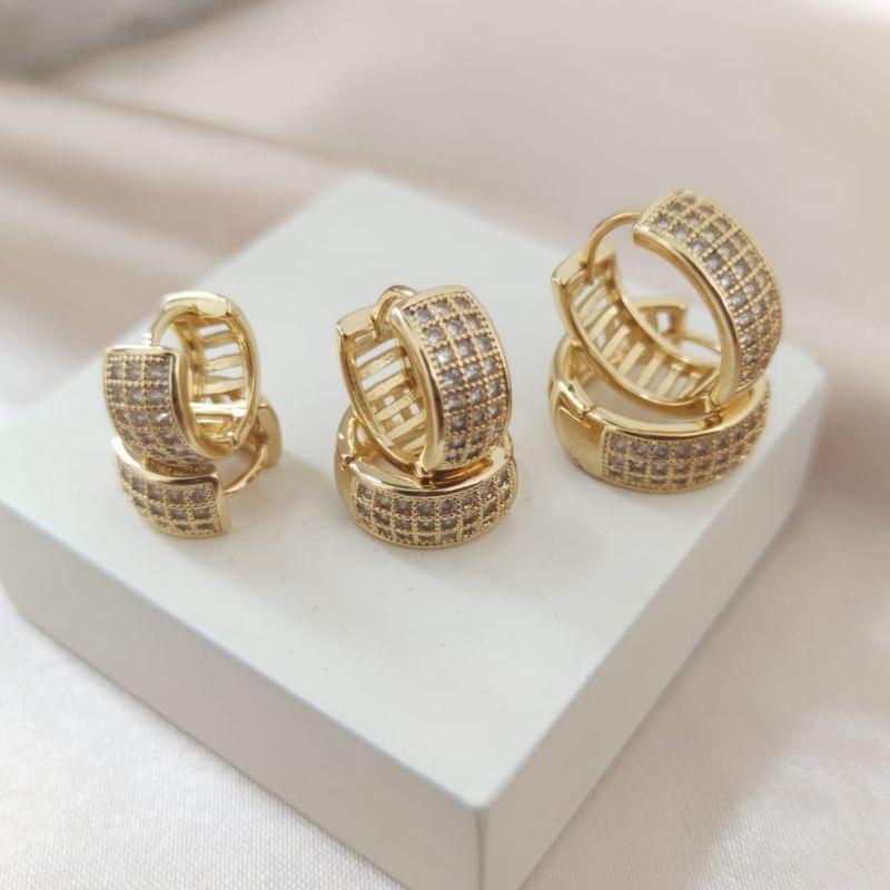 BRINCO TRIO DE ARGOLA COM 3 FILAS DE ZIRCONIA