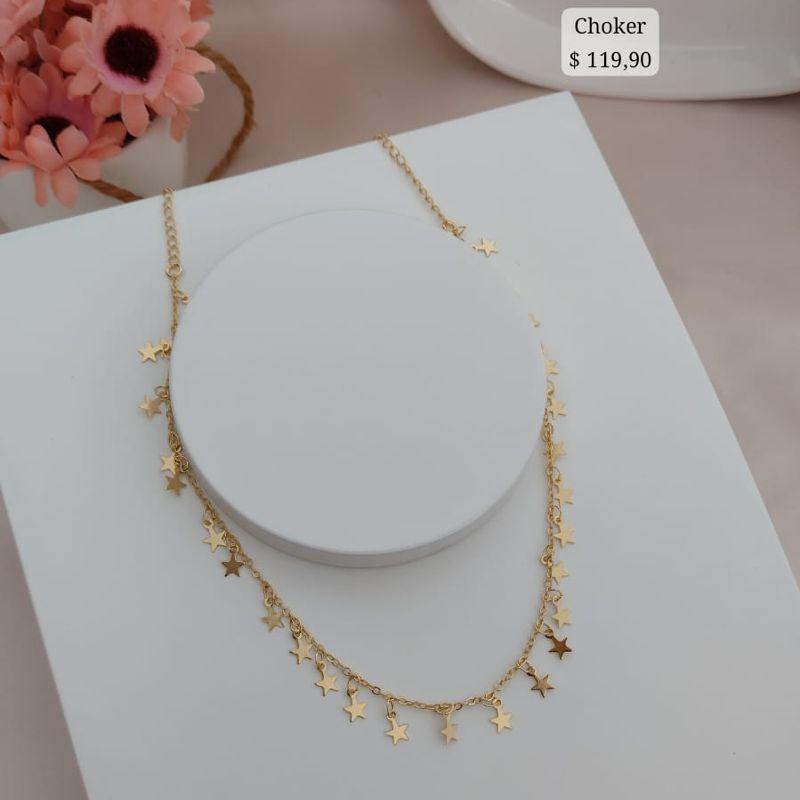 CHOKER DE ESTRELAS PENDURADAS