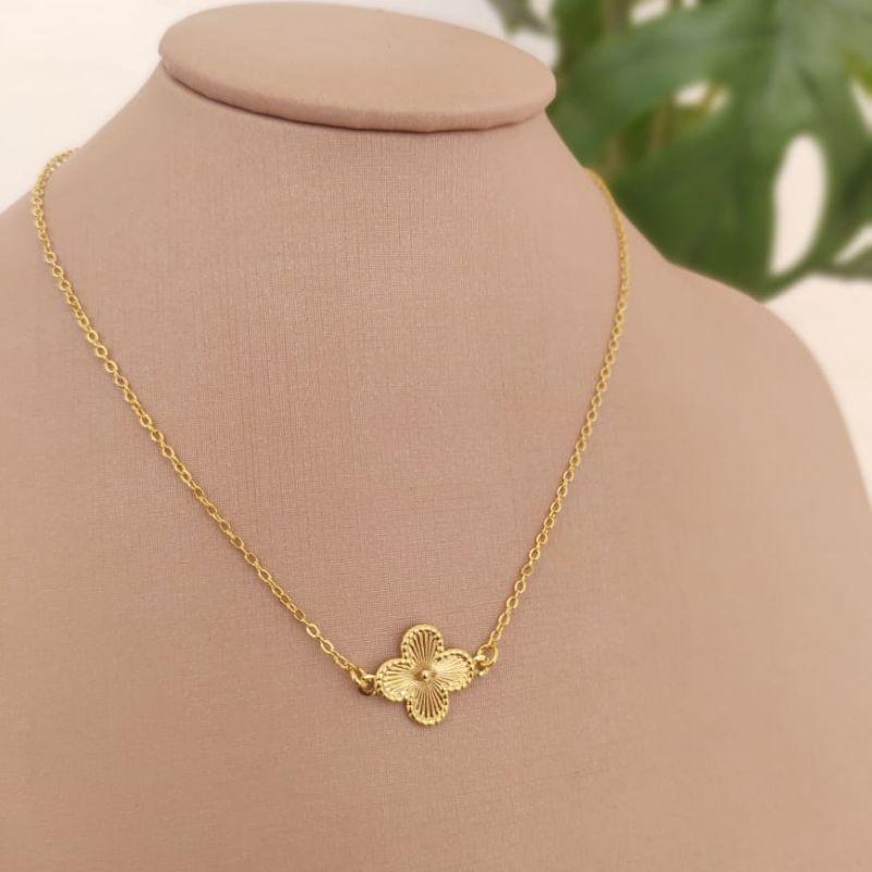 CHOKER ELO PORTUGUES COM FLOR DOURADA