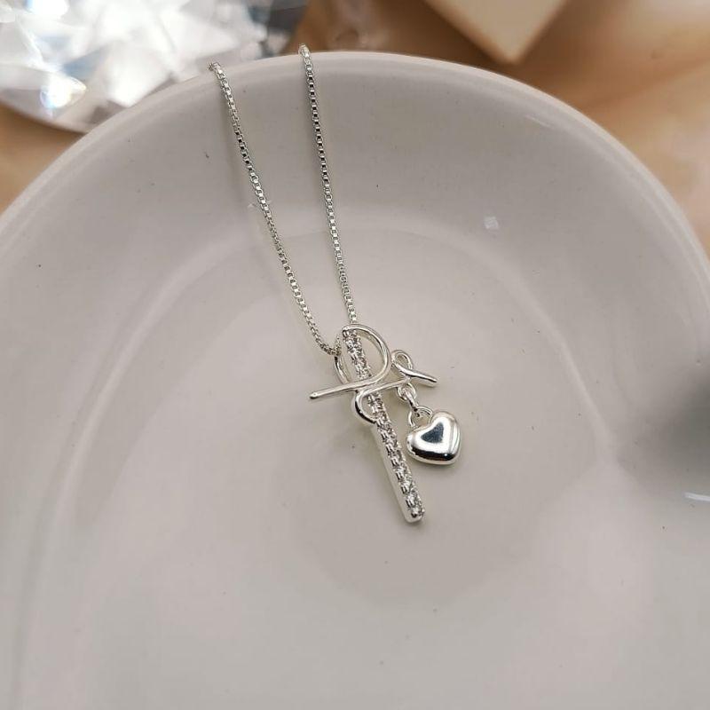 COLAR FE CRAVEJADA EM MICRO ZIRCONIA E CORAÇÃO BOLEADO LISO