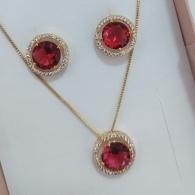 CONJUNTO VENEZIANA PEDRA REDONDA VERMELHA ZIRCONIA AO REDOR 15MM