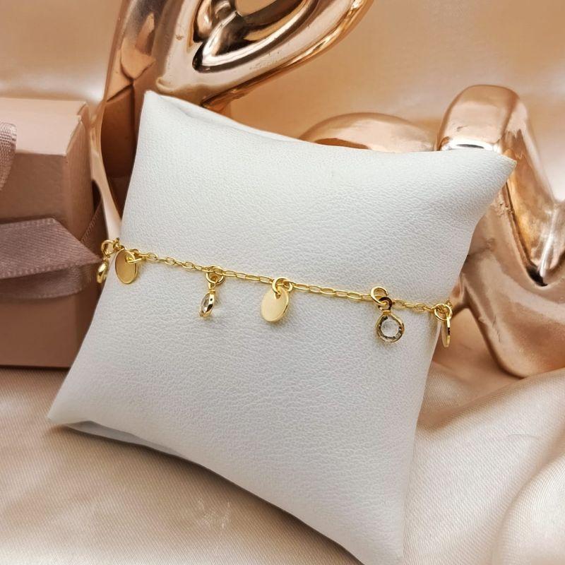 PULSEIRA COM PINGENTES PLACA REDONDA LISA PONTO DE LUZ E CORAÇÃO LISO