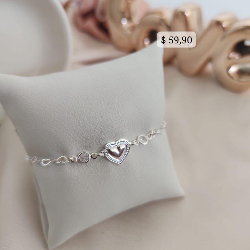 PULSEIRA DE CORAÇÕES ENTRELAÇADOS E PLACA DE CORAÇÃO E 2 PEDRAS DE ZIRCONIA B. PRATA 925