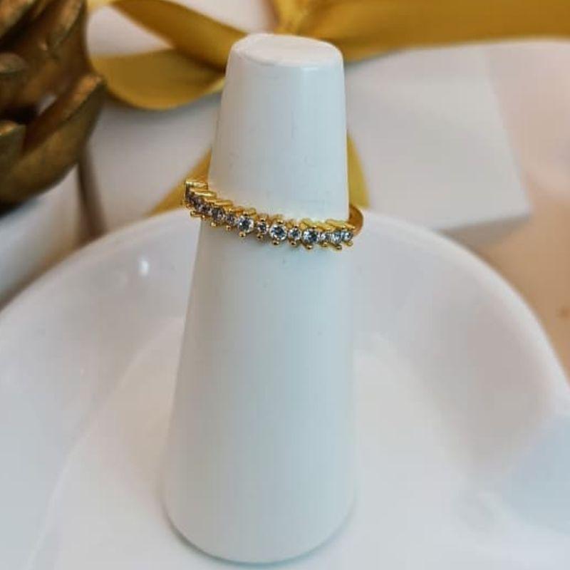 ANEL METADE CRAVEJADO EM MICRO ZIRCONIA