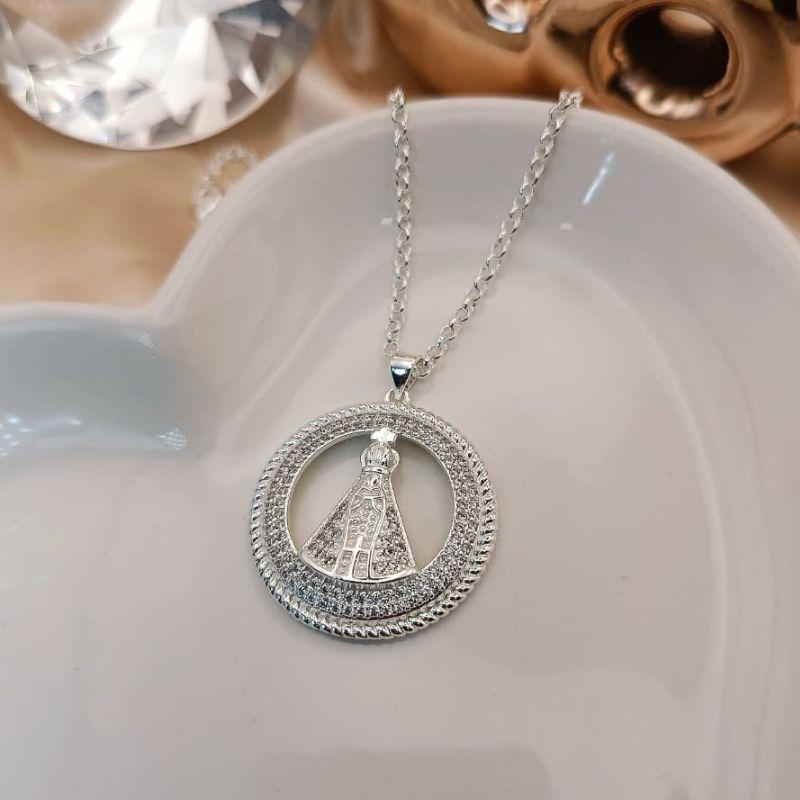 COLAR NOSSA SENHORA REDONDO CRAVEJADO EM MICRO ZIRCONIA