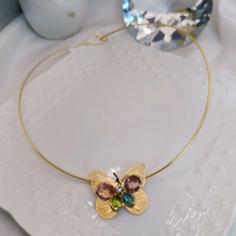 CHOKER ARO DE BORBOLETA COM ZIRCONIAS COLORIDAS