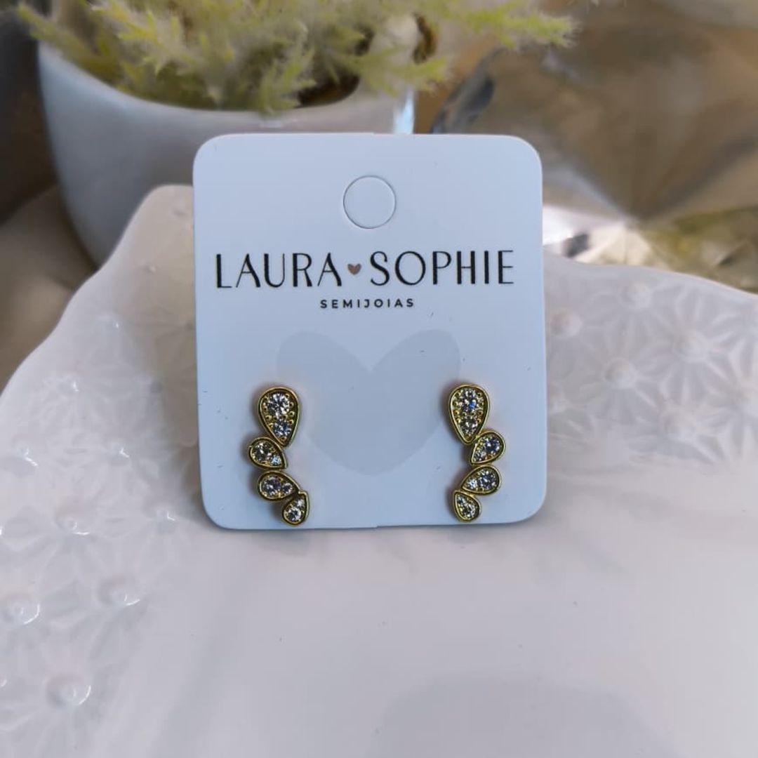 BRINCO EARCUFF EM FORMA DE GOTA CRAVEJADO EM MICRO ZIRCONIA