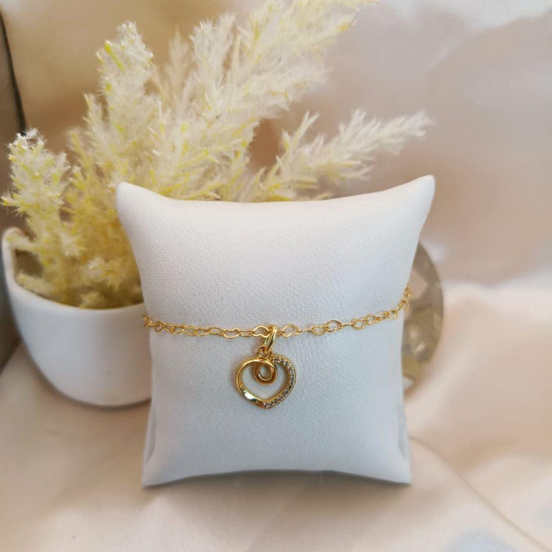 PULSEIRA COM CORAÇÃO COM VOLTA LISO E CRAVEJADO EM MICRO ZIRCONIA
